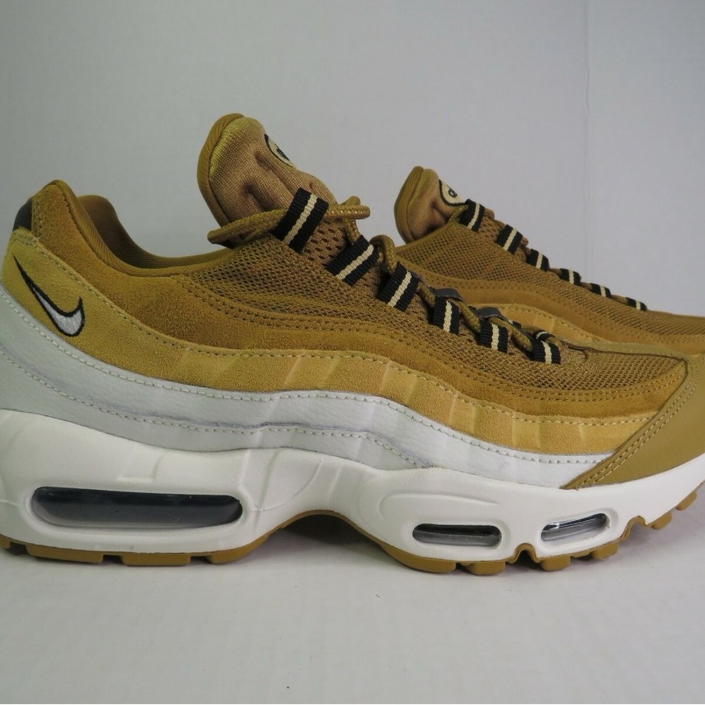Nike Air Max 95 Tan and White Sneakers